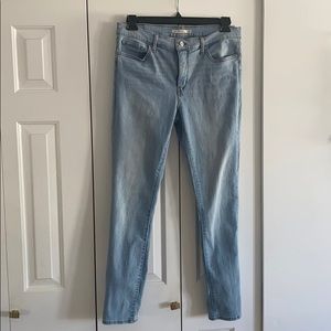 Levi’s 311 shaping skinny jean